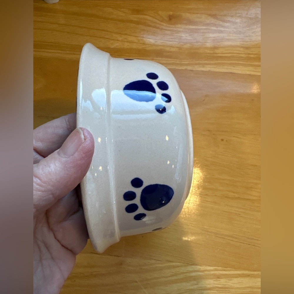 Castlemere stoneware cat food bowl 6 inches in cobalt blue. - Picture 5 of 11